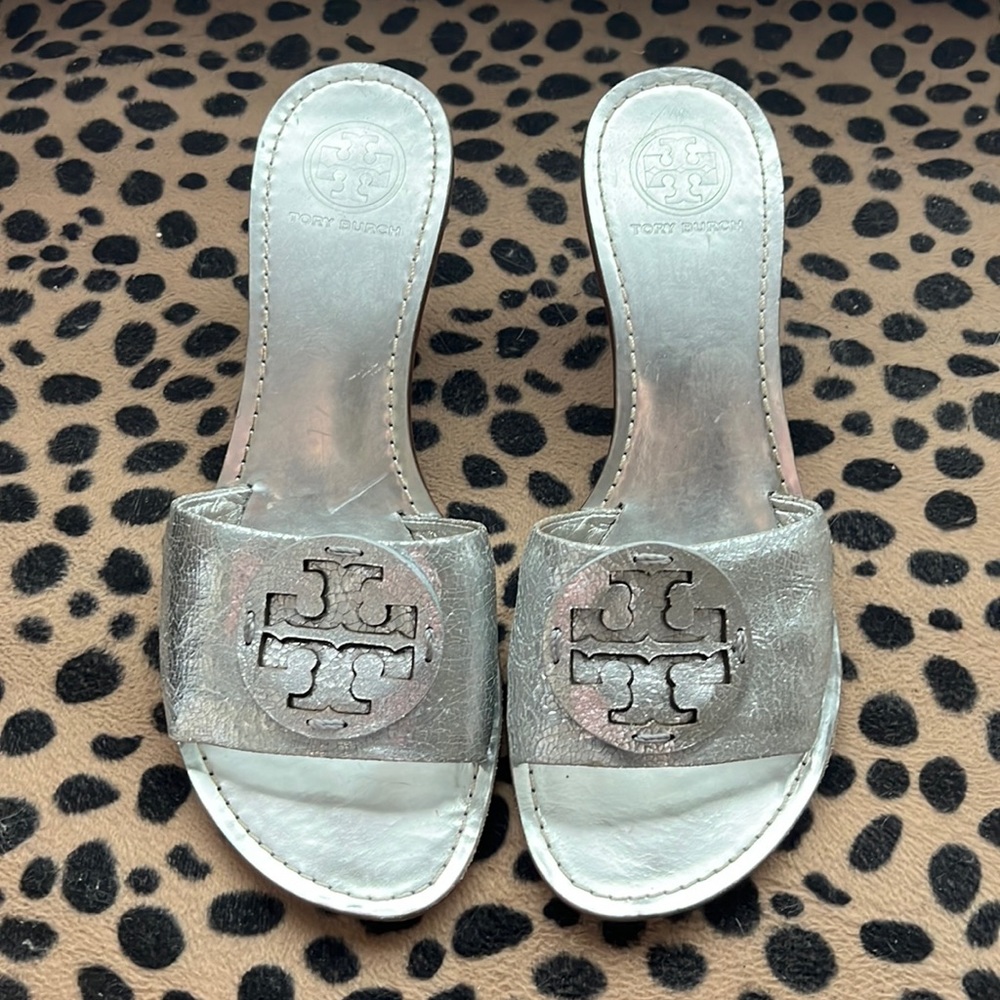 Tory Burch- size 8.5